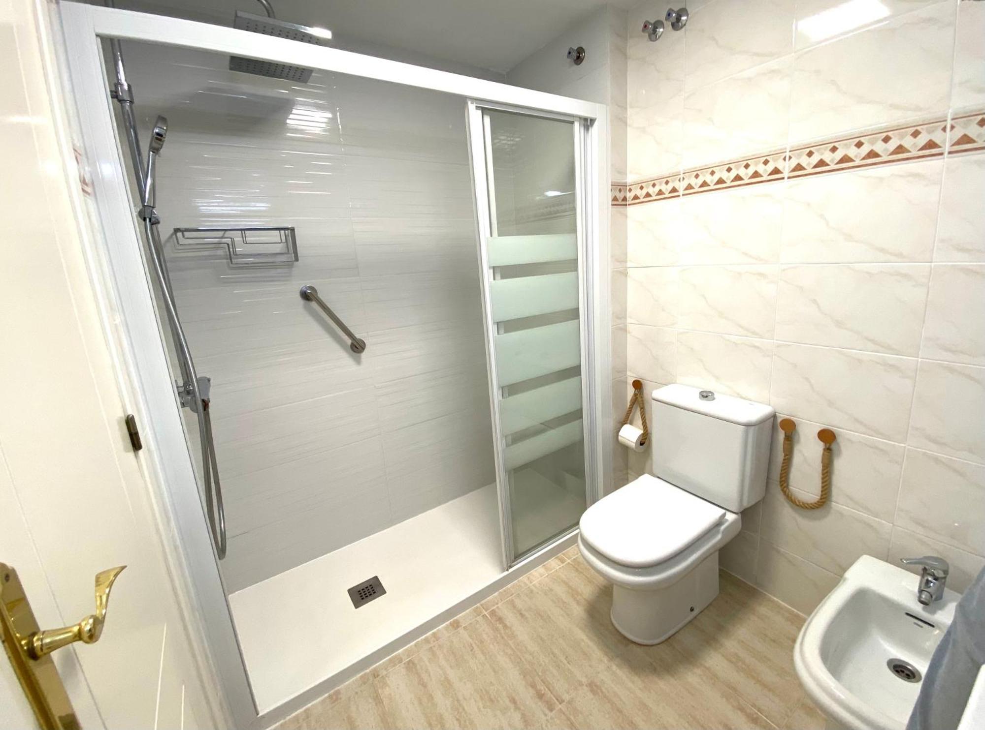 Apartamento En Voramar A 2 Minutos De La Playa Benicassim Exterior photo